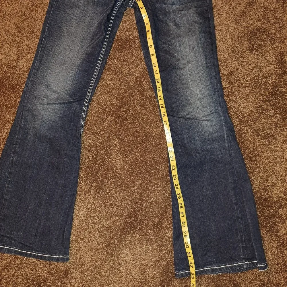 Vigoss Collection Embroidered Flare Leg Jeans size 5 - Picture 11 of 12